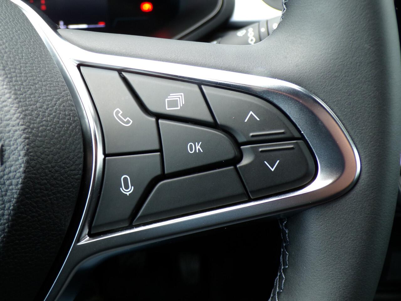 Renault CAPTUR 1.0 TCe 90 evolution, Trekhaak / Carplay + Android Auto / Sensoren + Camera / Full LED. / Cruise Control