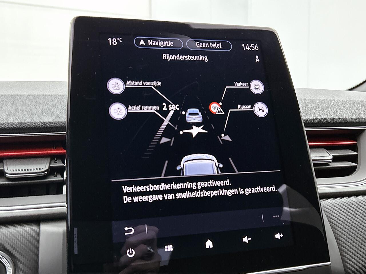 Renault CAPTUR E-Tech Plug-in Hybrid 160PK R.S. Line RS | CAMERA | Navi Groot