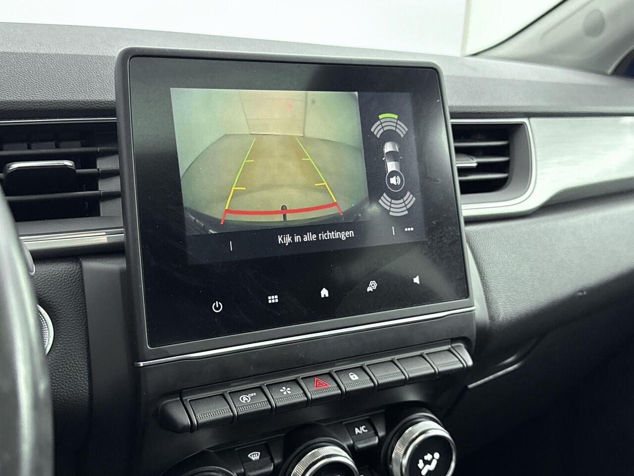 Renault CAPTUR 1.3 TCe 130 Intens | Adaptive Cruise Control | Airco | Achteruitrijcamera | Apple Carplay / Android Auto | All Seasonbanden | Trekhaak | Parkeersensoren Voor en Achter