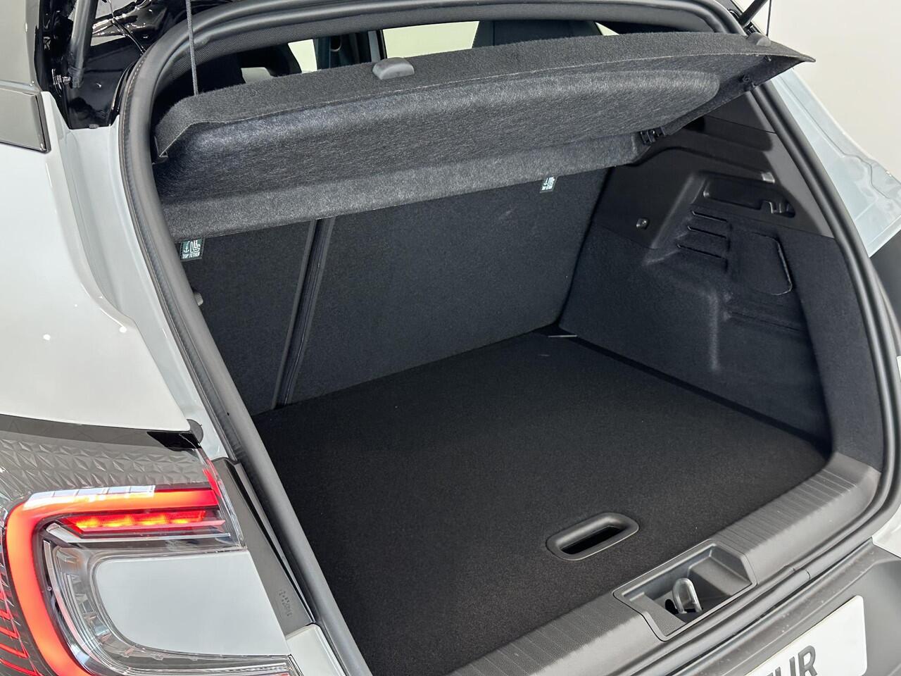 Renault CAPTUR 1.8 E-Tech Full Hybrid 160 Esprit Alpine | Pack Privilège | Pack Light & Sound | Van: ¤ 41.059,- nu rijklaar voor: ¤ 39.059,-