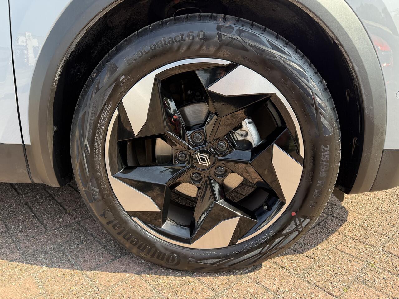 Renault CAPTUR Techno Tce 160 EDC automaat | 18" velgen | draadloos carplay | inductielader | tijdelijk gratis Top Afleverpakket twv Eur 695