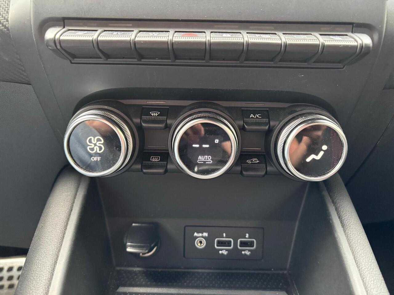 Renault CAPTUR 1.6 E-Tech Plug-in Hybrid 160 R.S. Line | SOH 89,9% | Camera | Navigatie |