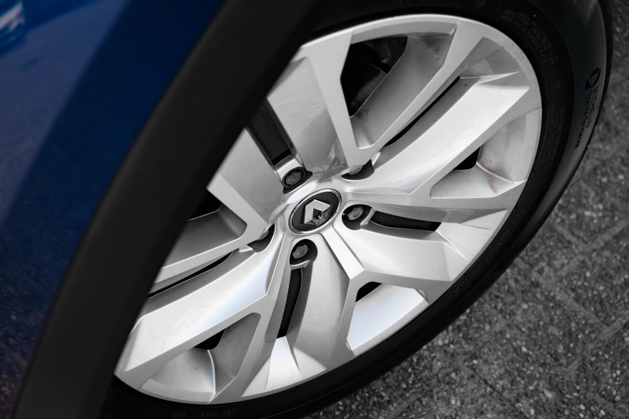 Renault CAPTUR 1.0 TCe 100 Bi-Fuel Zen | navigatie | parkeersensoren | climate controle | incl. Bovag rijklaarpakket met 12 maanden garantie |