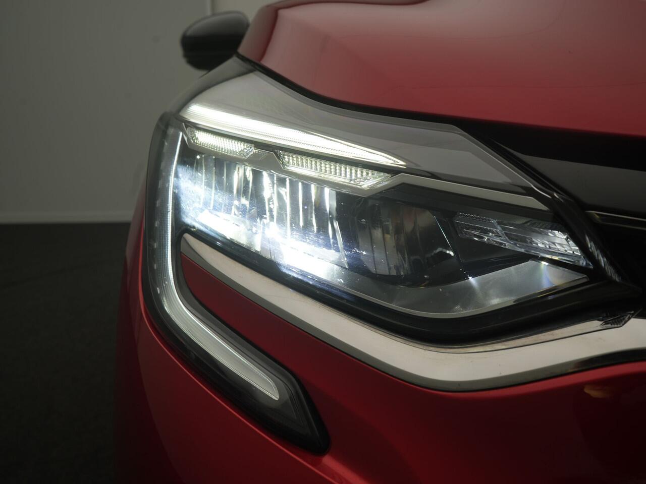 Renault CAPTUR TCe 100 Intens - Occasion Lease vanaf ¤804 p/m - RIJKLAARPRIJS - Achteruitrijcamera - Cruise Control - Trekhaak