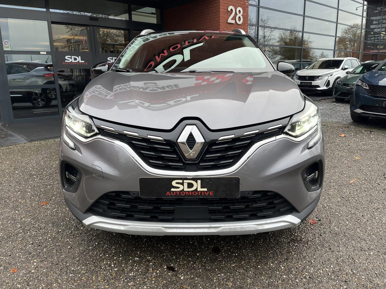 Renault CAPTUR 1.3 TCe 130 Intens // FULL LED // KEYLESS // HALF LEDER // CRUISE // CAMERA+SENSOREN // NAVI+CARPLAY //