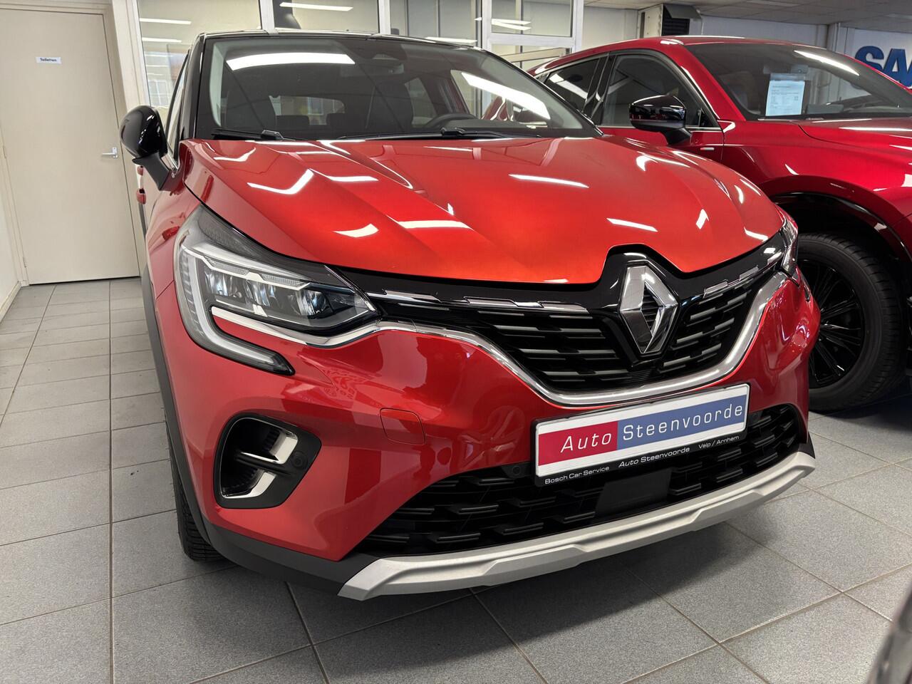 Renault CAPTUR 1.3 TCe 140 Origineel Nederlandse Auto (NAP) - CAMERA - CARPLAY - PDC voor + achter