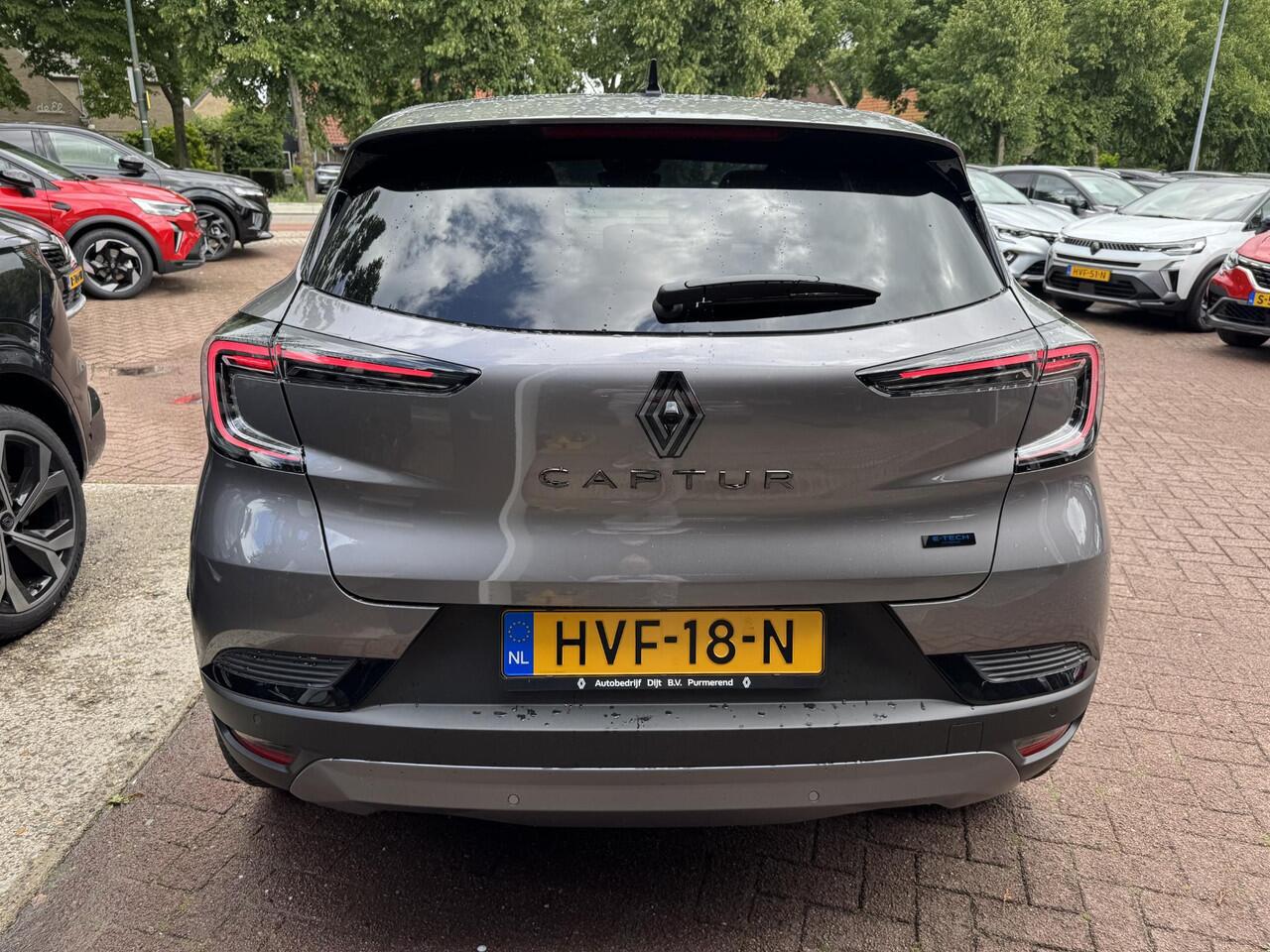 Renault CAPTUR 1.6 E-Tech 145 esprit Alpine+Pack Light&Sound!!