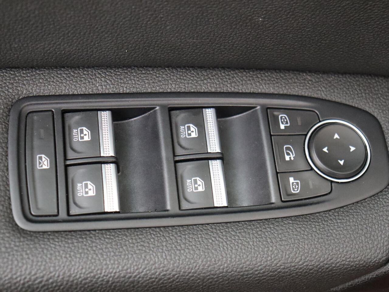 Renault CAPTUR 1.0 TCe 90 Intens | Navigatie | Camera | Trekhaak