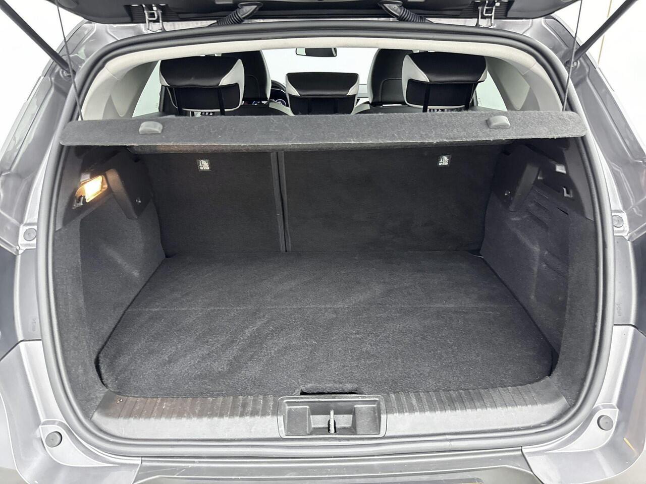 Renault CAPTUR 1.6 E-Tech Plug-in Hybrid Serie Limitée E-TECH 160 | Automaat | Navigatie | 360 Camera | Half-Leder | Keyless Entry & Start | Apple CarPlay & Android Auto