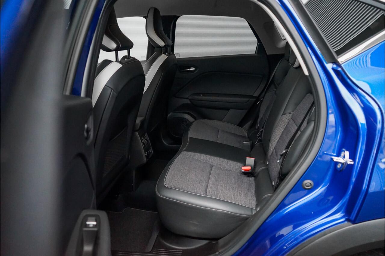 Renault CAPTUR 1.6 E-Tech Plug-in Hybrid 160 Intens Navi ACC Parkeerhulp Camera 17"