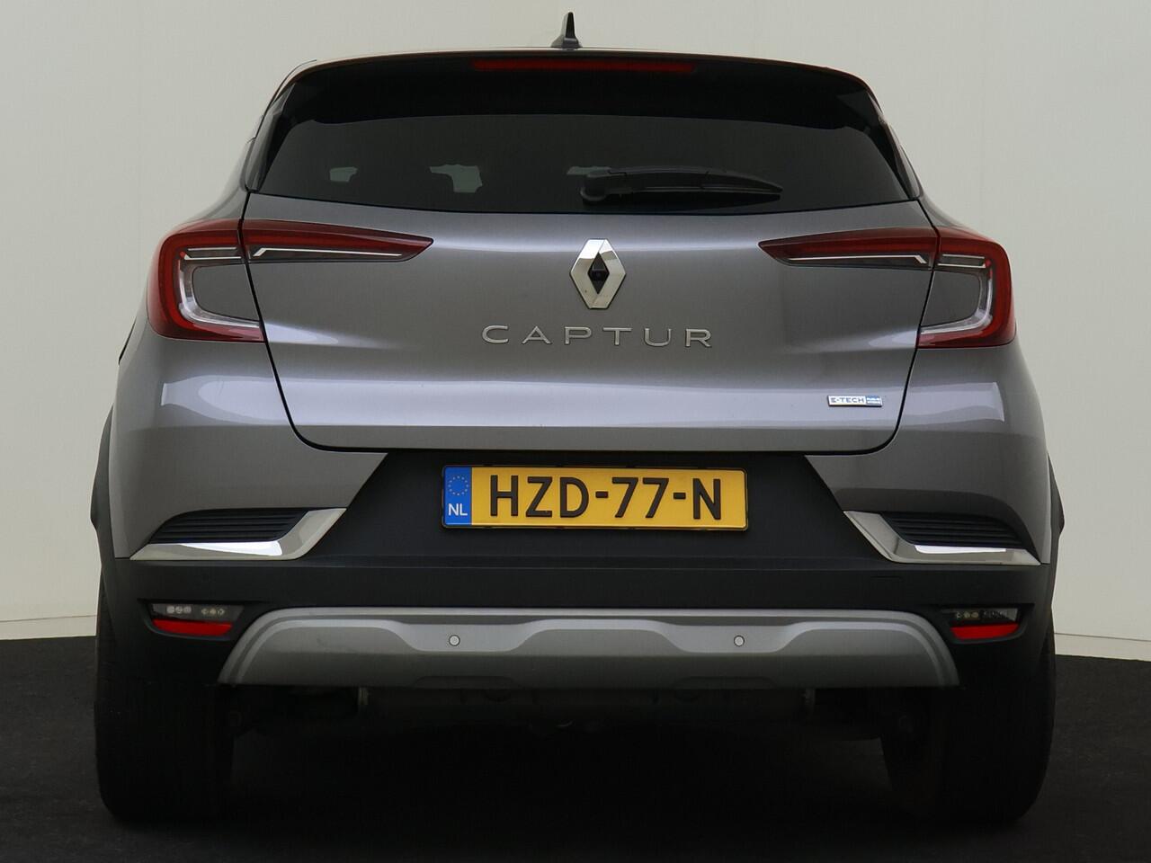 Renault CAPTUR 1.6 E-Tech Plug-in Hybrid 160 Intens | LED Koplampen | Cruise Controle | Full Navigatie | Apple carplay / Android auto |