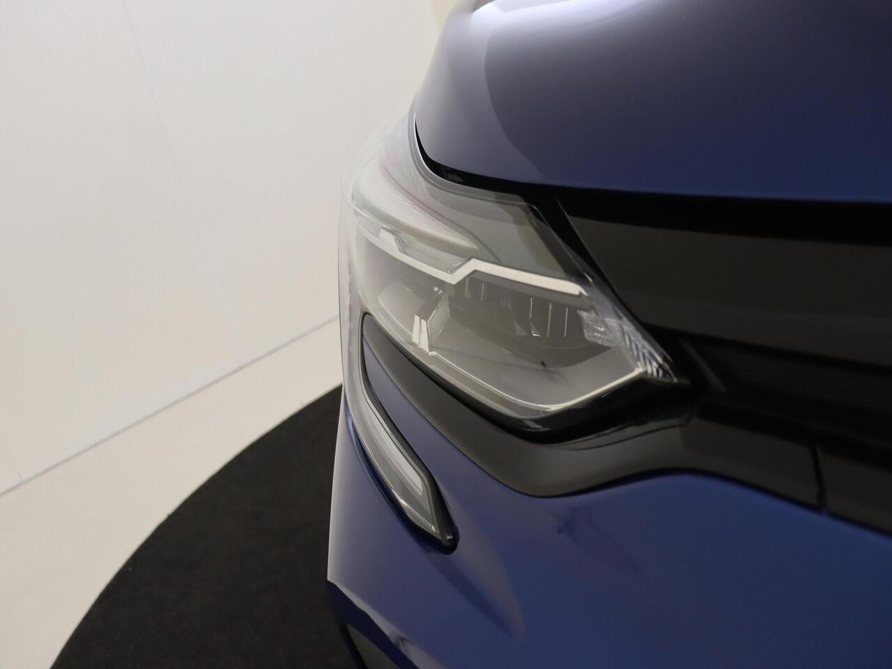 Renault CAPTUR 1.6 E-Tech Hybrid 145 e-tech engineered Panoramadak | LM velgen | Half leder | parkeersensoren