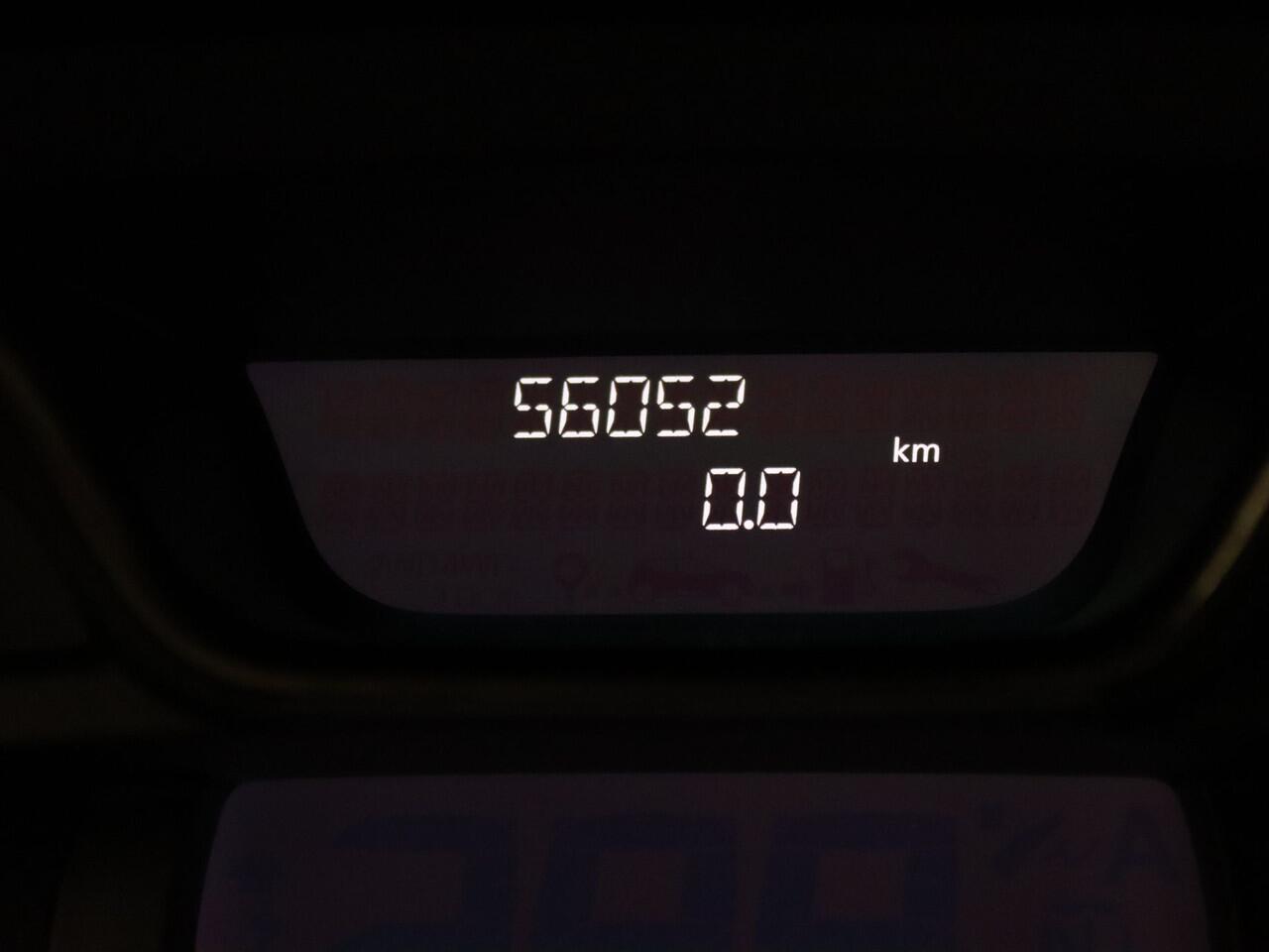 Renault CAPTUR TCe 150pk Initiale Paris EDC/Automaat BOSE | Camera | Cruise | Navi | Parkeersens. v+a | Stoelverw.