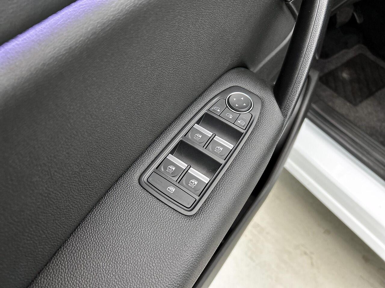 Renault CAPTUR 1.6 E-Tech Hybrid 145 Intens | Automaat | Achteruitrijcamera | Navigatie