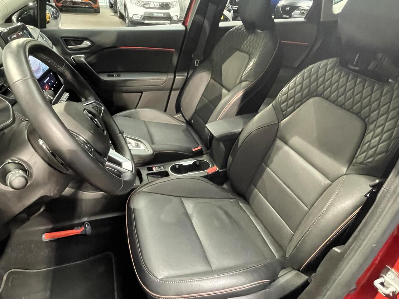 Renault CAPTUR 1.3 mild hybrid 160 iconic Apple/AndroidCarplay | Camera | Full map nav | Pano schuifdak