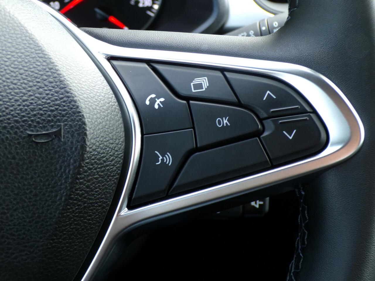 Renault CAPTUR 1.0 TCe Evolution, Full LED / Carplay + Android Auto / Navi / Keyless / Parkeersensoren achter