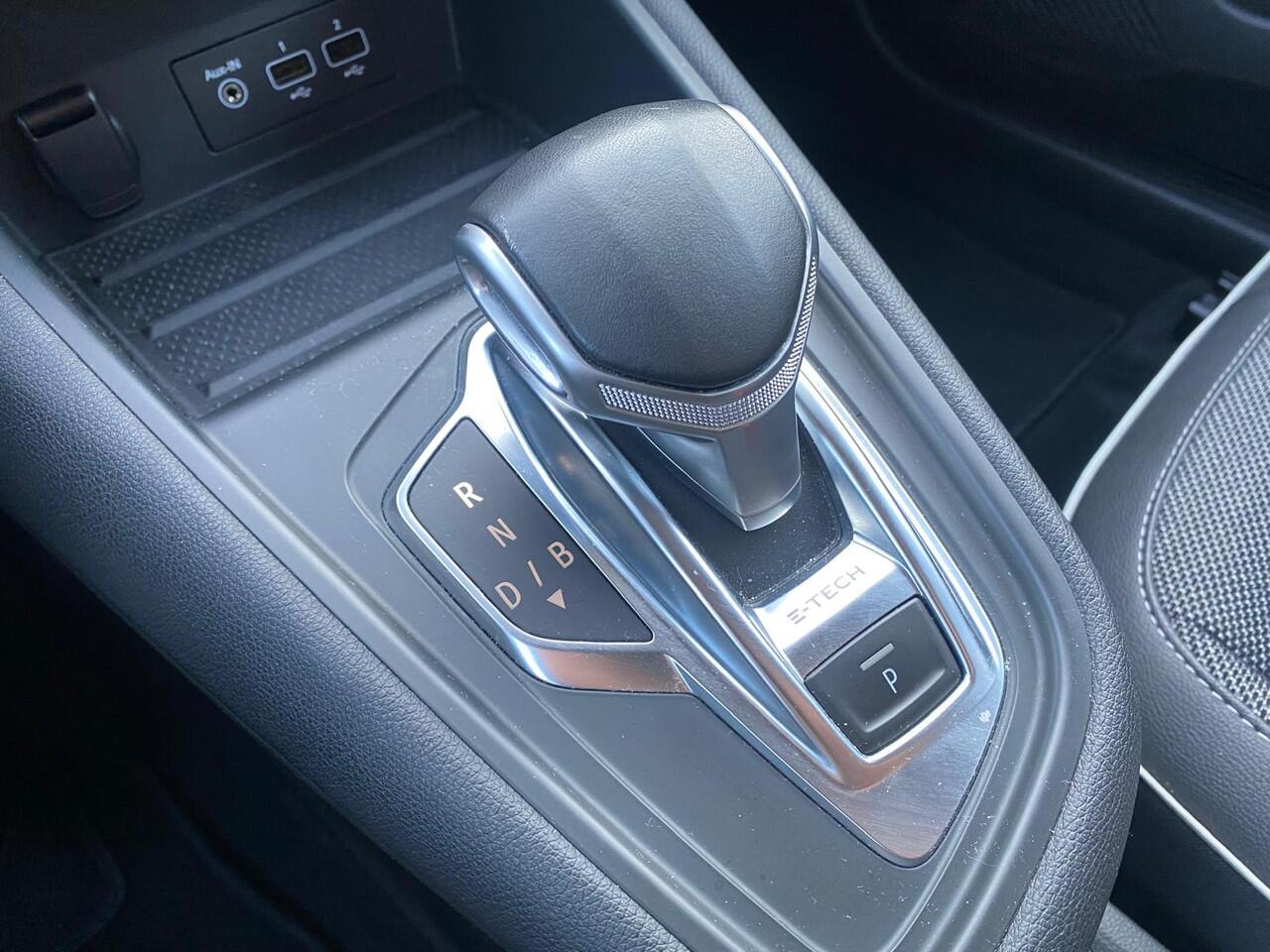 Renault CAPTUR 1.6 E-Tech Plug-in Hybrid 160 Intens