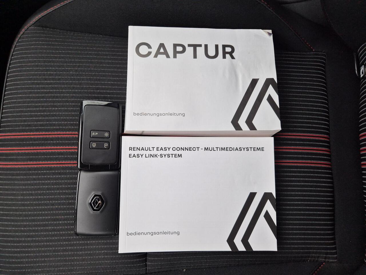 Renault CAPTUR 1.3 mild hybrid 160 R.S. Line Automaat / Pack winter / Apple Carplay Android Auto / Stuur- en Stoelverwarming / Voorruitverwarming / Adaptief cruise control / Keyless Entry/Start / Achteruitrijcamera