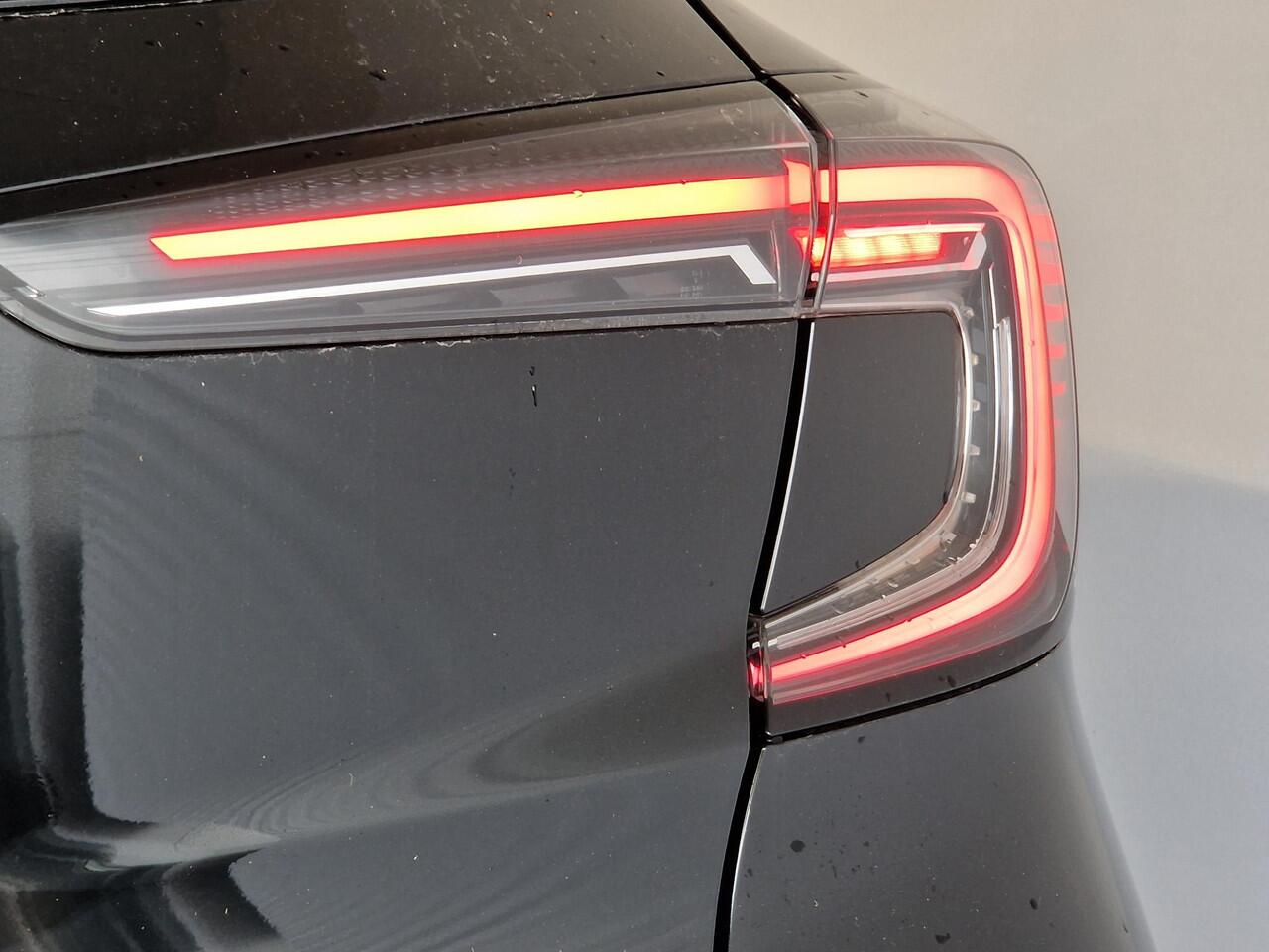 Renault CAPTUR 1.6 E-Tech full hybrid 145 esprit Alpine HARMAN KARDON AUDIO | NAVIGATIE | 360° CAMERA | DODEHOEK DETECTIE | STUURWIEL VERWARMING |