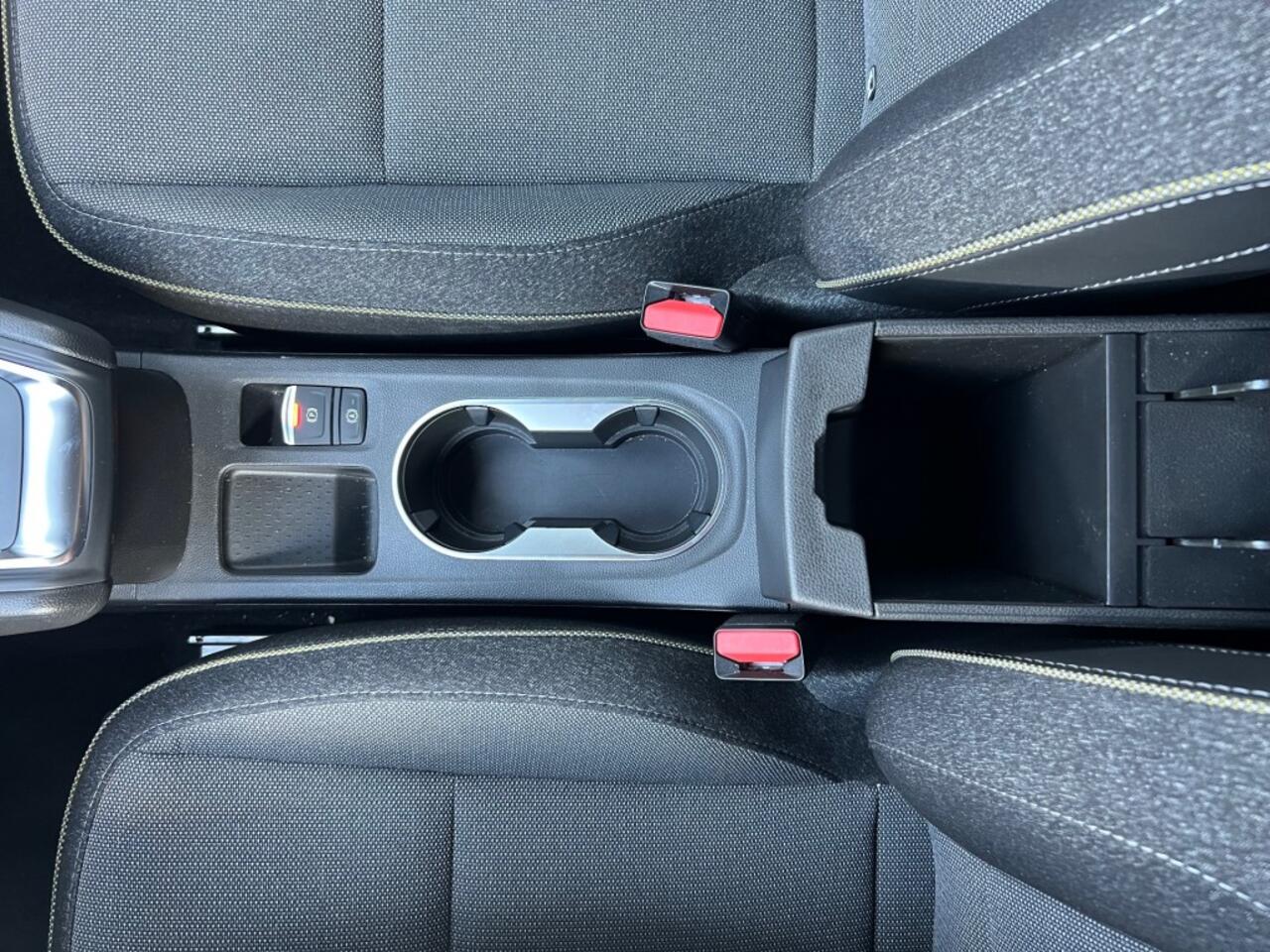 Renault CAPTUR 1.3 Mild Hybrid 160 EDC Automaat Techno Camera