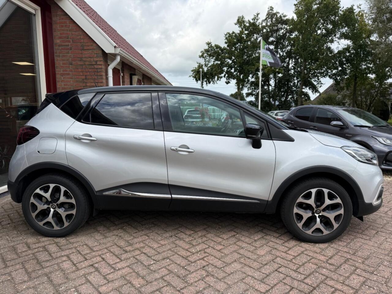 Renault CAPTUR 0.9 TCE INTENS AIRCO/NAVIGATIE/ECC/PDC/HOGE ZITen HOGE INSTAP