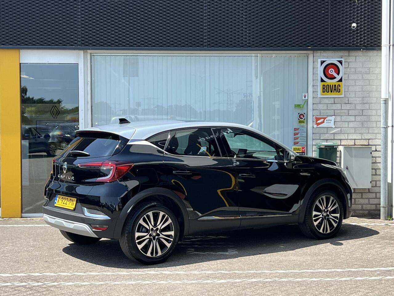 Renault CAPTUR 1.3 mild hybrid 160 iconic | Panoramadak | 360° Camera | Adaptive Cruise Control | Lederen Bekleding | Stoel & Stuurverwarming |