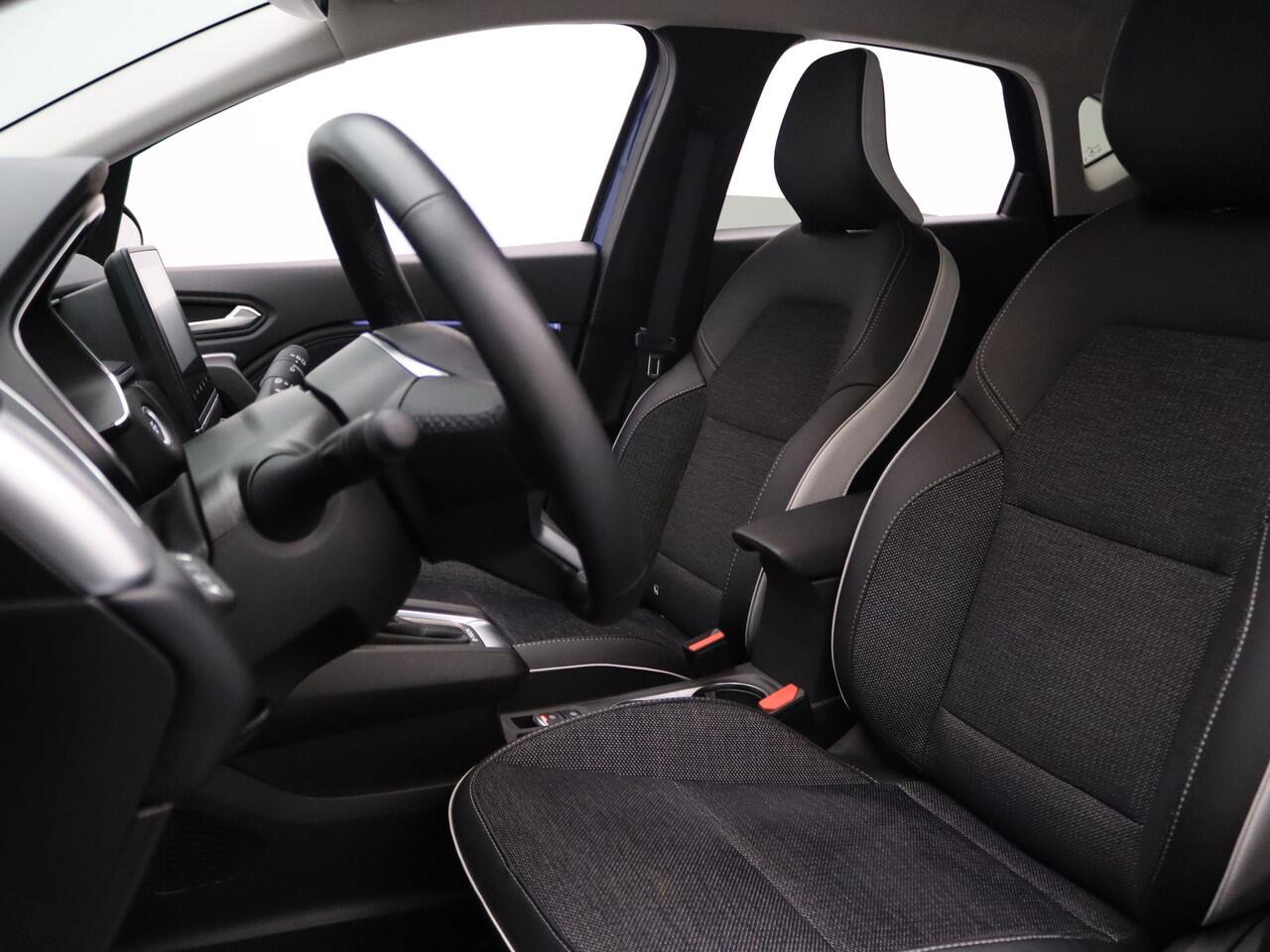 Renault CAPTUR 160pk E-Tech Plug-in Hybrid Intens Automaat Camera | Adapt. Cruise | Navi | Parkeersens. v+a