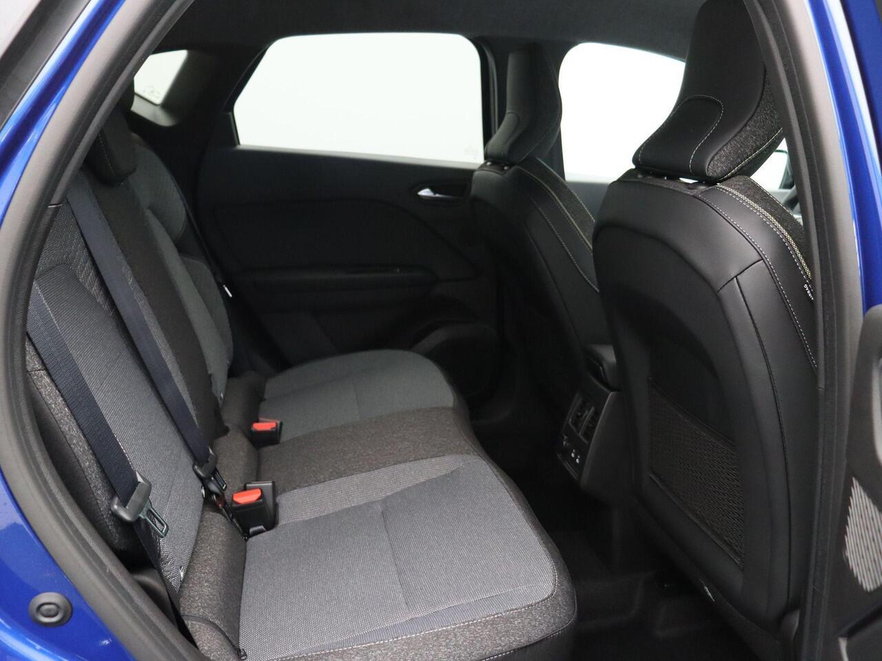 Renault CAPTUR E-Tech full hybrid 160pk Techno | Stoel- en stuurwielverwarming | Vierseizoenbanden |