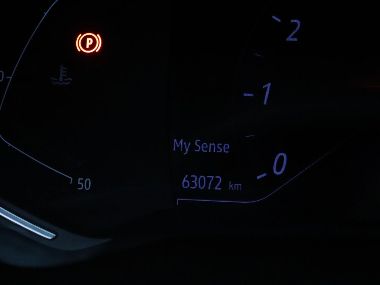 Renault CAPTUR 100pk TCe Intens Cruise | Climate | Navi | Parkeersens. achter