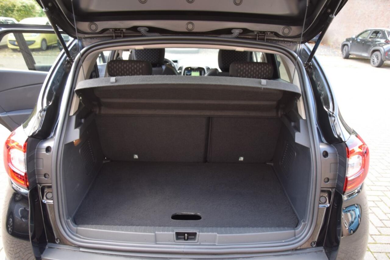 Renault CAPTUR 1.3 TCE 130PK! INTENS CAMERA/6 VERSN./NAVI