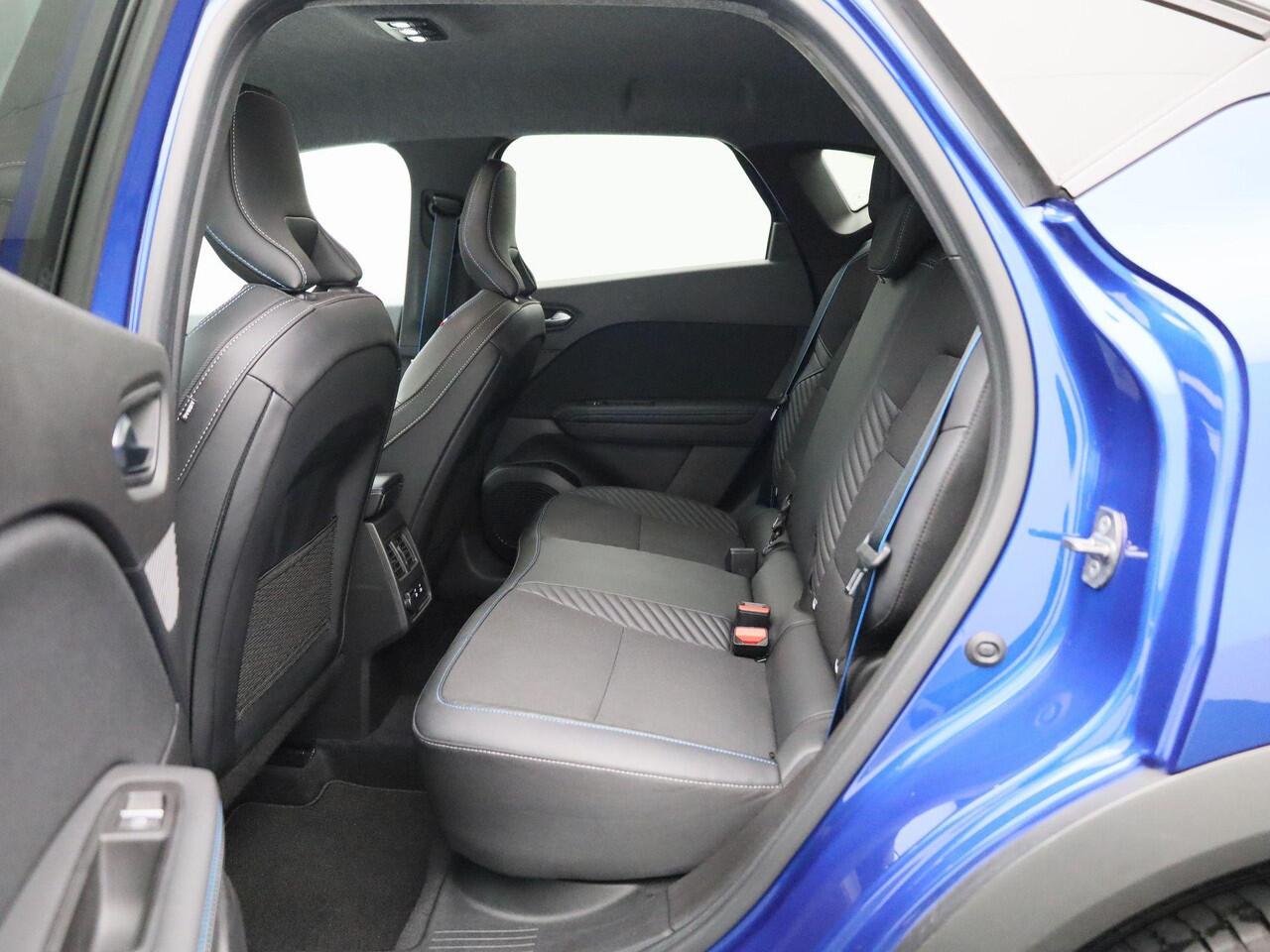 Renault CAPTUR 1.6 E-Tech Full Hybrid Esprit Alpine 145PK | Google Navigatie | Harman Kardon Audio | Adaptieve Cruise Control | 360 Camera | Stuurverwarming | Apple CarPlay & Android Auto