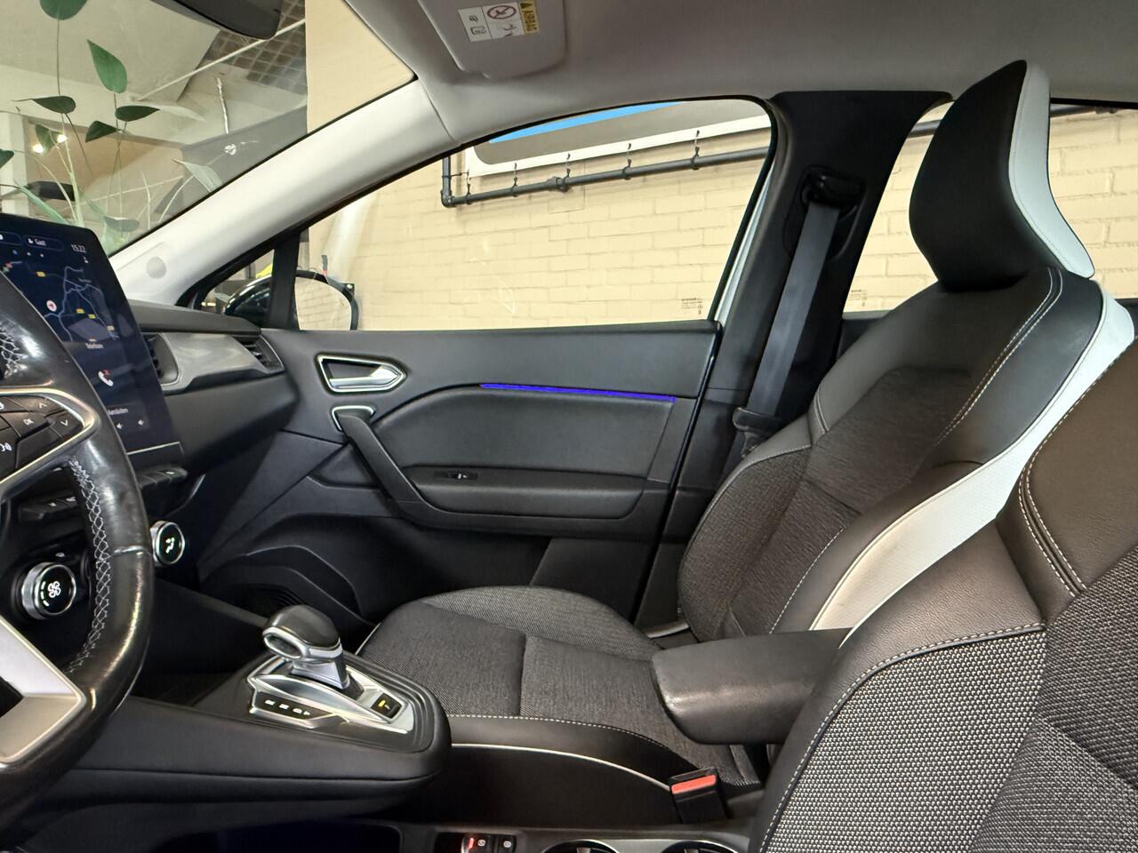 Renault CAPTUR 1.3 TCe 155 Edition One | Groot Navi | Camara | ACC | Blindspot | 17" | PDC V+A | Dealer onderhouden!