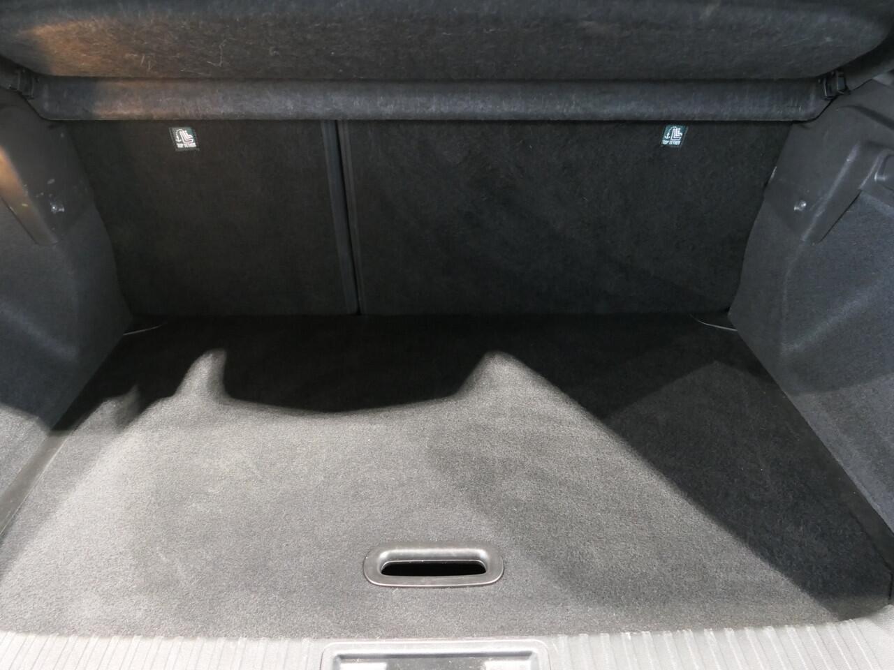 Renault CAPTUR 1.0 TCe 90 Intens - Occasion Lease vanaf ¤424 p/m - Navi - camera - sensor v+a