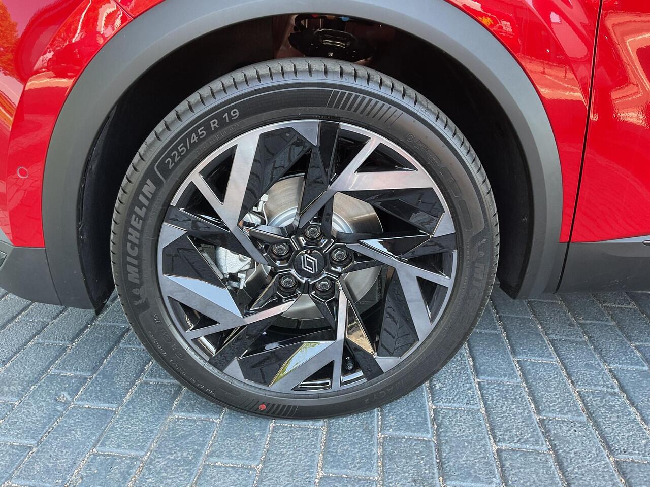 Renault CAPTUR 1.8 E-Tech full hybrid 160 esprit Alpine / Demo Hillegom / pack light & sound / pack privilège /