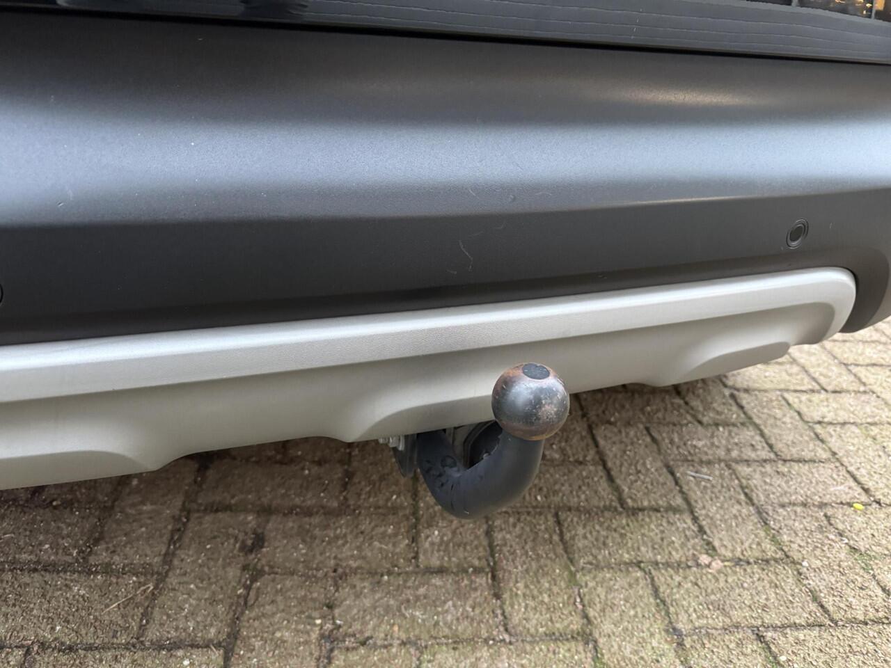 Renault CAPTUR 1.3 TCe 150pk EDC Intens+Trekhaak!!