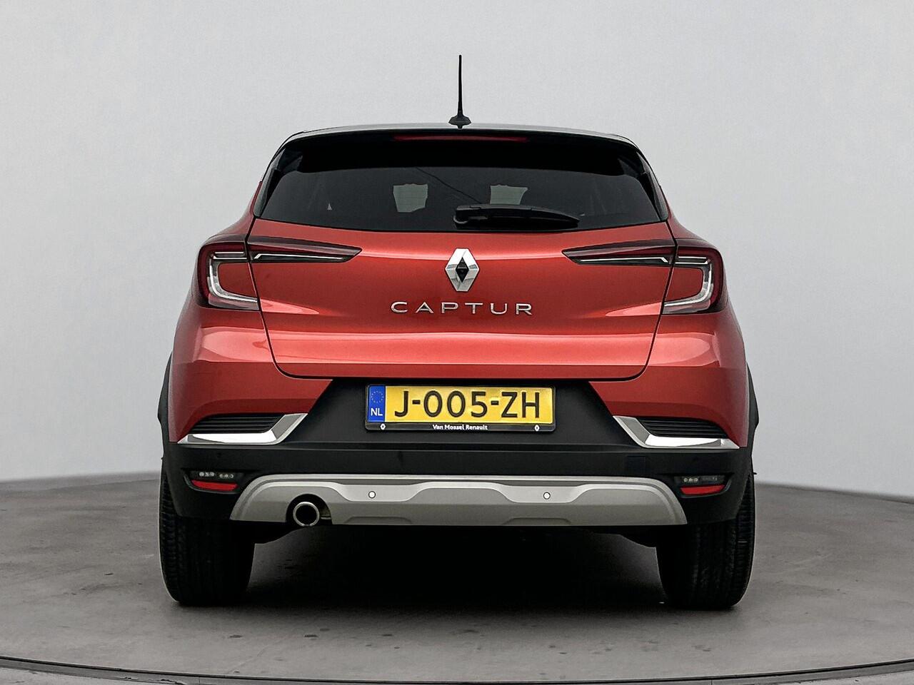 Renault CAPTUR 1.0 TCe Intens 100PK | Navigatie | Achteruitrijcamera | Climate Control | Parkeersensoren Voor & Achter | Apple CarPlay & Android Auto