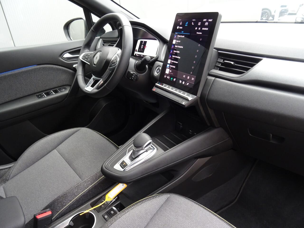 Renault CAPTUR 1.3 mild hybrid 160 techno * CARPLAY * 18 INCH * 160 PK !!