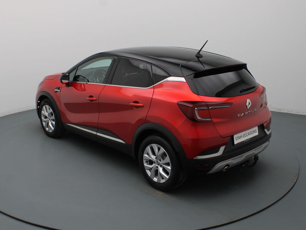 Renault CAPTUR 140pk TCe Intens Cruise | Climate | Carplay | Parkeersens. achter | Trekhaak