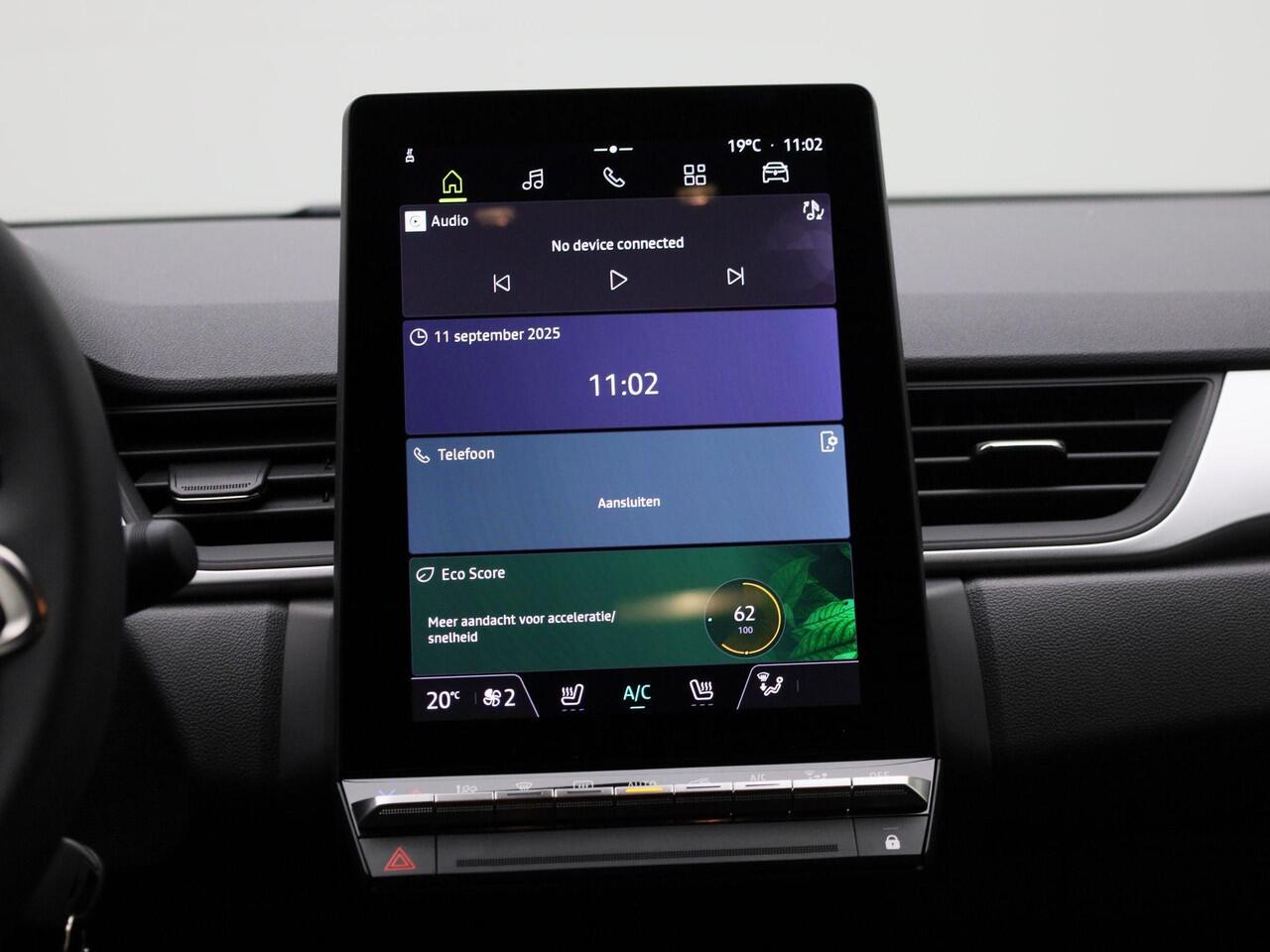 Renault CAPTUR 1.3 mild hybrid 160 evolution | Pack Winter | Camera | PDC Achter | LED Pure Vision | Cruise Control & Snelheidsbegrenzer | Draadloze Apple Carplay & Android Auto | Climate Control | Haaienvin-antenne | Hoogglans LMV "17 |