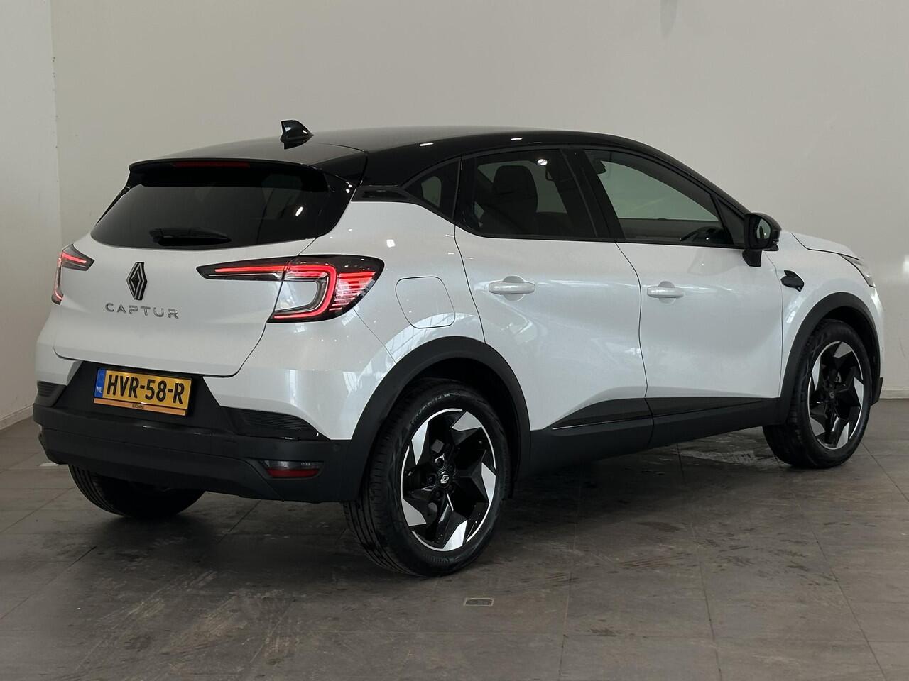 Renault CAPTUR 1.3 Mild Hybrid 140 Techno | Navigatie | Climate Control | Cruise Control | Lichtmetalen velgen 17" | Parkeersensoren voor, achter en achteruitrijcamera | Apple Carplay/Android Auto