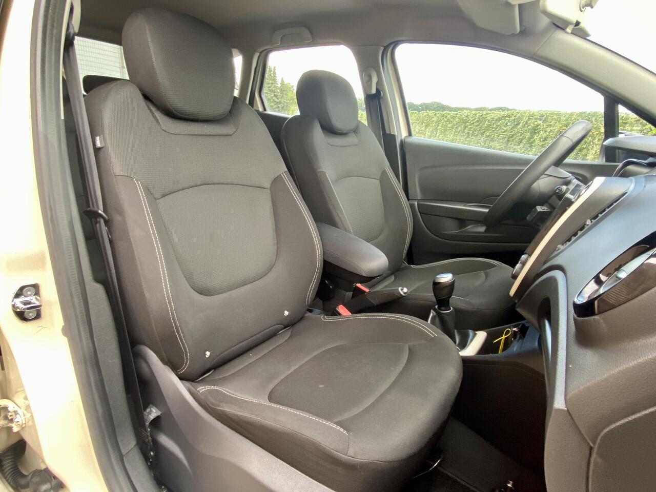 Renault CAPTUR 0.9 TCe Life [ fm navi,Apple carplay,camera,lmv ]