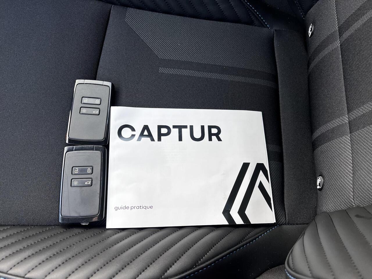 Renault CAPTUR 1.6 E-Tech full hybrid 145 esprit Alpine Automaat / Fabrieksgarantie tot 04-2027 / Schuifdak / Navigatie / Stuurverwarming / Apple Carplay Android / 19" LM wielen /