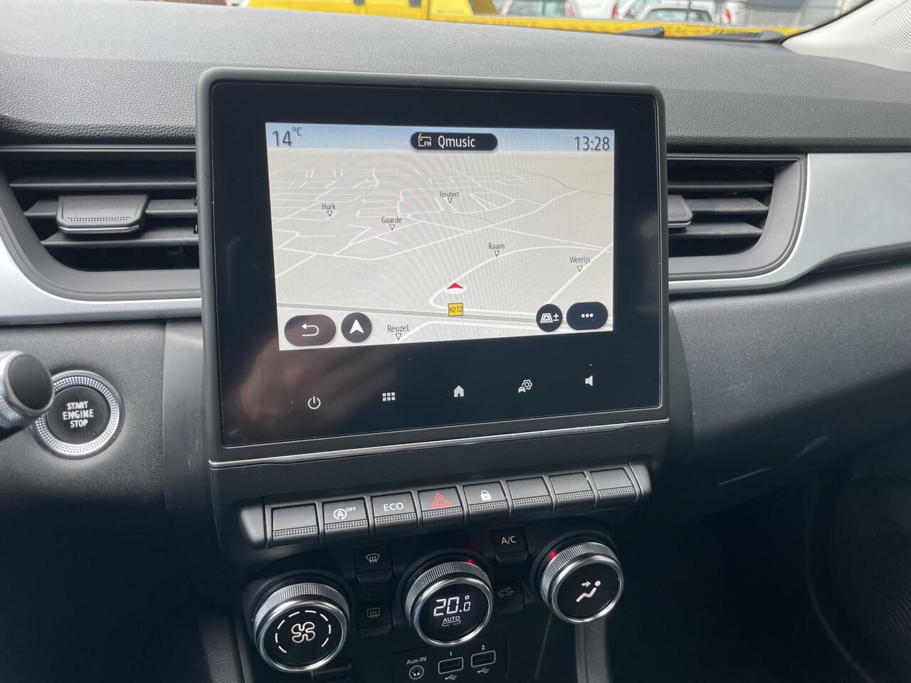 Renault CAPTUR 1.0 TCe 100 Bi-Fuel Business Zen G3 uitgerust met comfort en parking pakket met o.a. Climate control - Cruise control - Parkeersens. V+A - Navi full map - A-uitrijcamera - LED verlicht. - Trekhaak - Regensensor - rijstrook sensor - hill hold