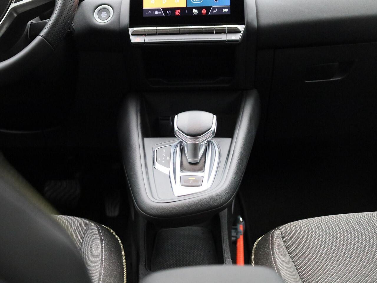 Renault CAPTUR 1.6 E-Tech full hybrid 145 techno | Automaat | Navigatie | Apple carplay | Stoel + Stuurverwarming | Camera | Climate control