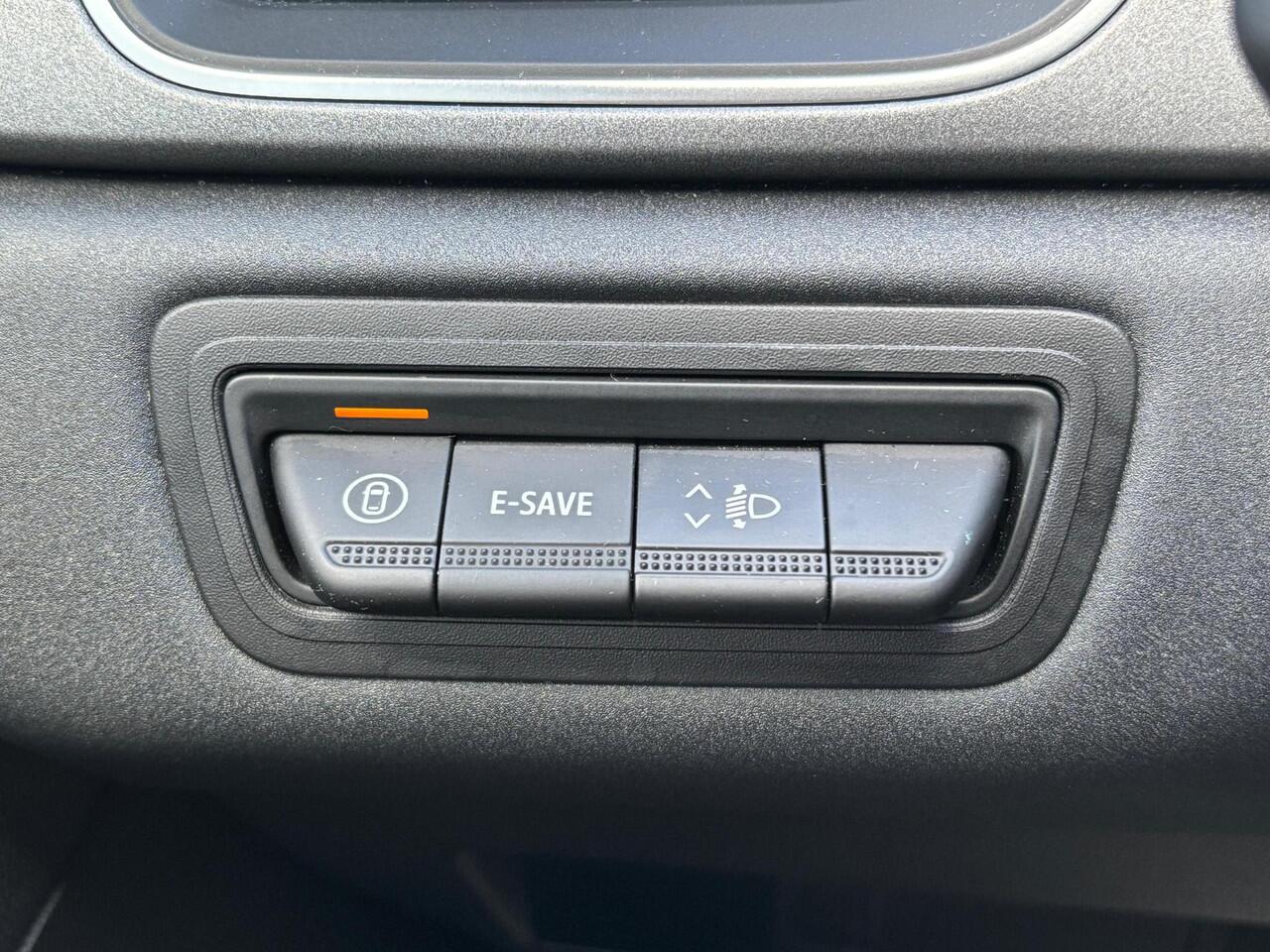 Renault CAPTUR 1.6 E-Tech full hybrid 145 techno | Navigatie | Camera | Cruise control | Stoel + Stuurverwarming