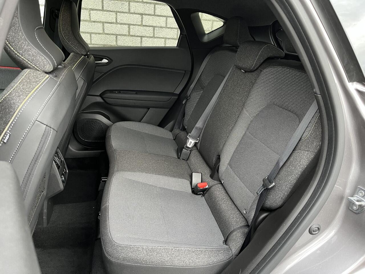 Renault CAPTUR 1.6 E-Tech full hybrid 145 Techno | Navigatie | Camera | Cruise control | Stoel + Stuurverwarming