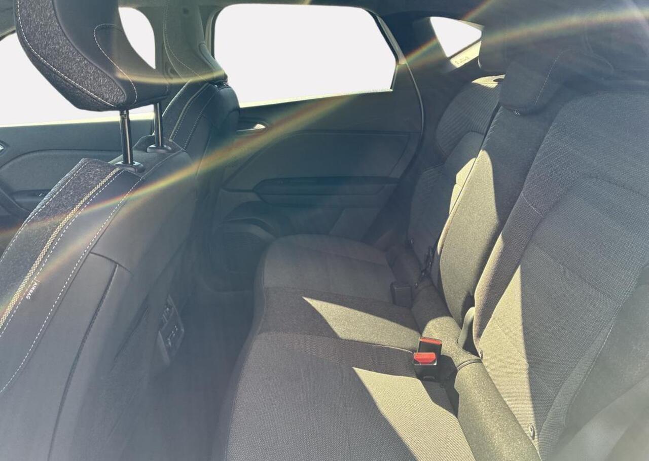 Renault CAPTUR 1.6 E-Tech full hybrid 145 techno