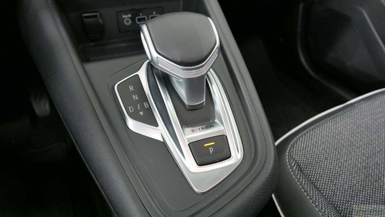 Renault CAPTUR 1.6 160 PHEV Plugin Hybrid Intens