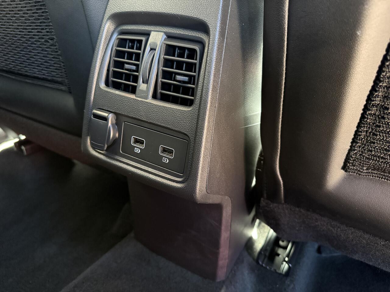 Renault CAPTUR 1.3 TCe 140 EDC automaat Intens | adaptieve cruise | winterpakket | groot Easylink | tijdelijk gratis Top Afleverpakket twv Eur 695