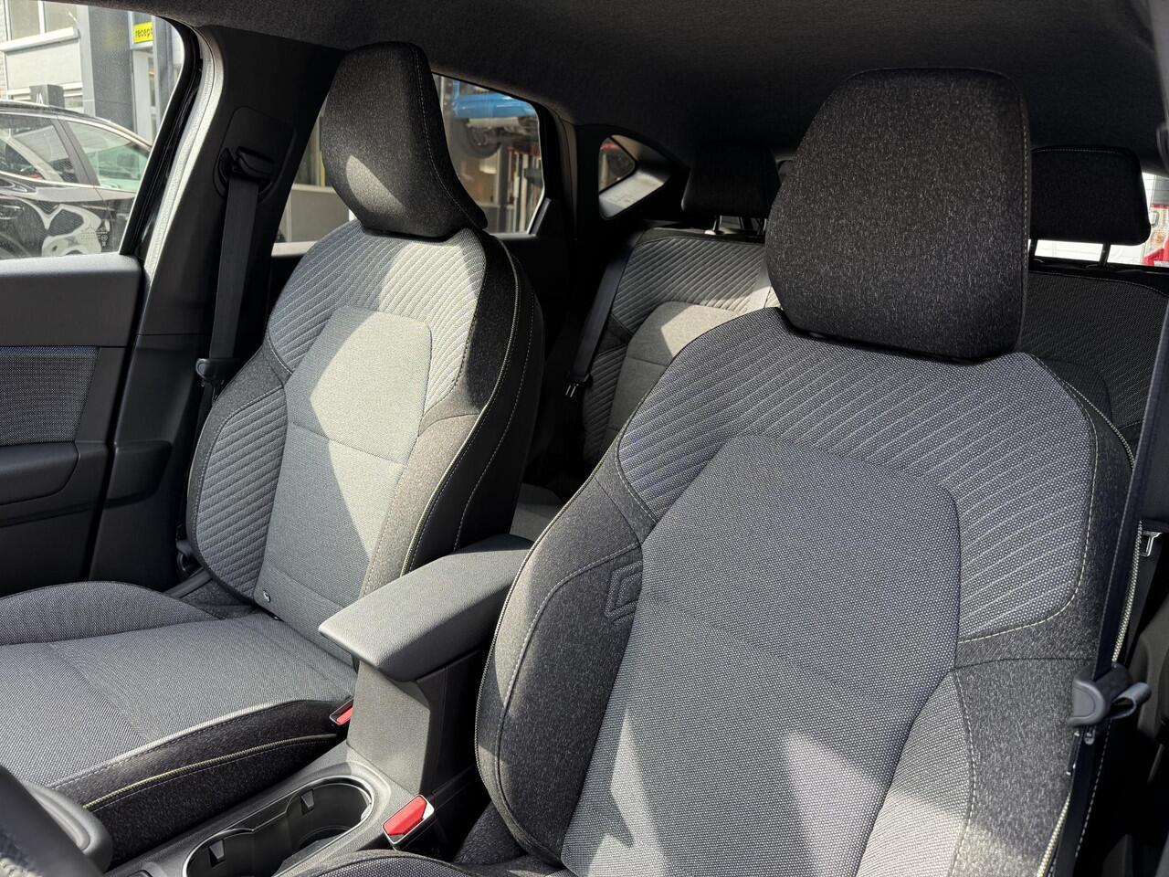 Renault CAPTUR 1.8 E-Tech full hybrid 160 Techno+Pack Winter!!